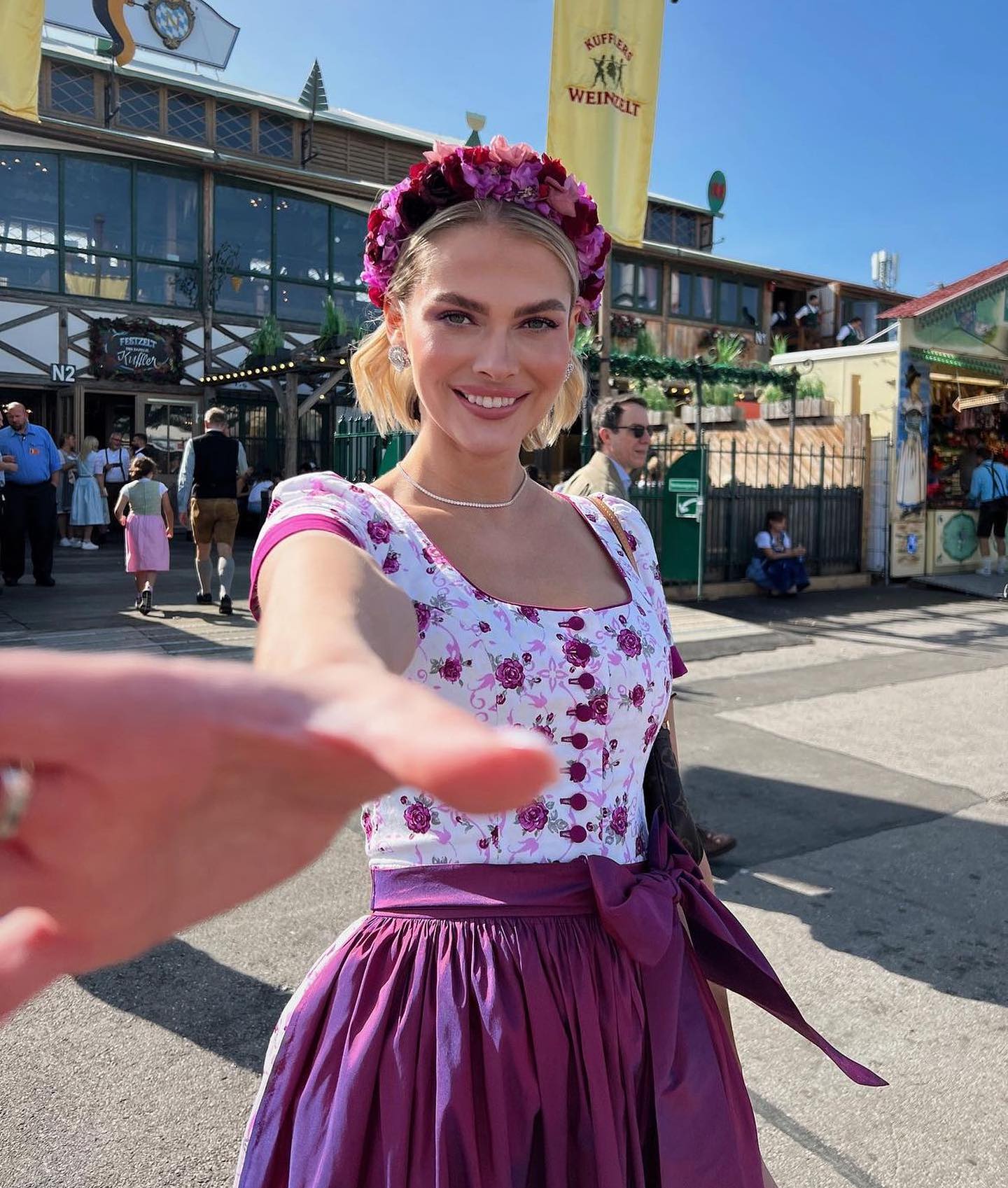 Flowercrown ENOLA