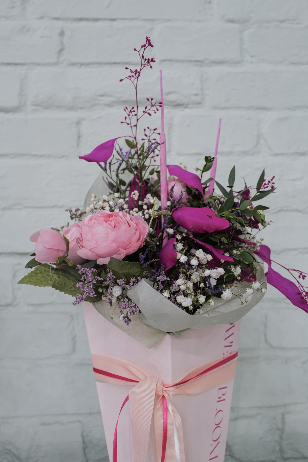 Blooming Flower Box Camilla