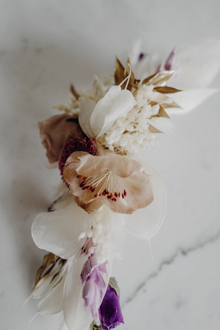 Miss Meghan Handmade Hair Clip Tracht