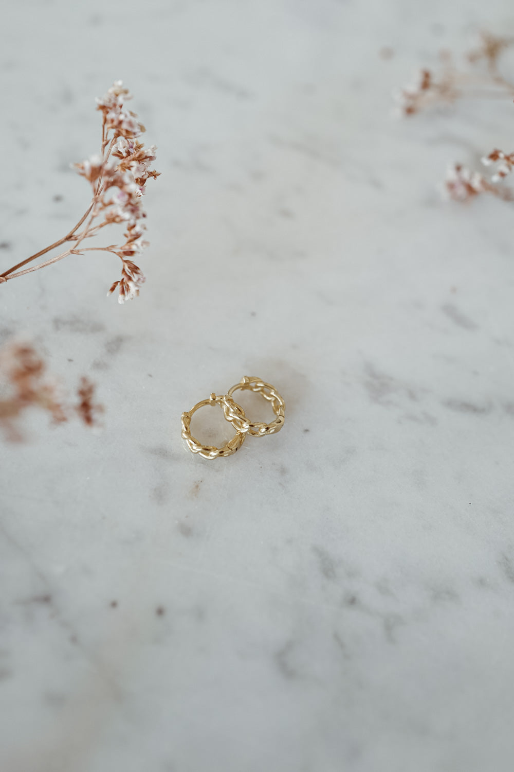 Little Chain 18k Gold Hoops