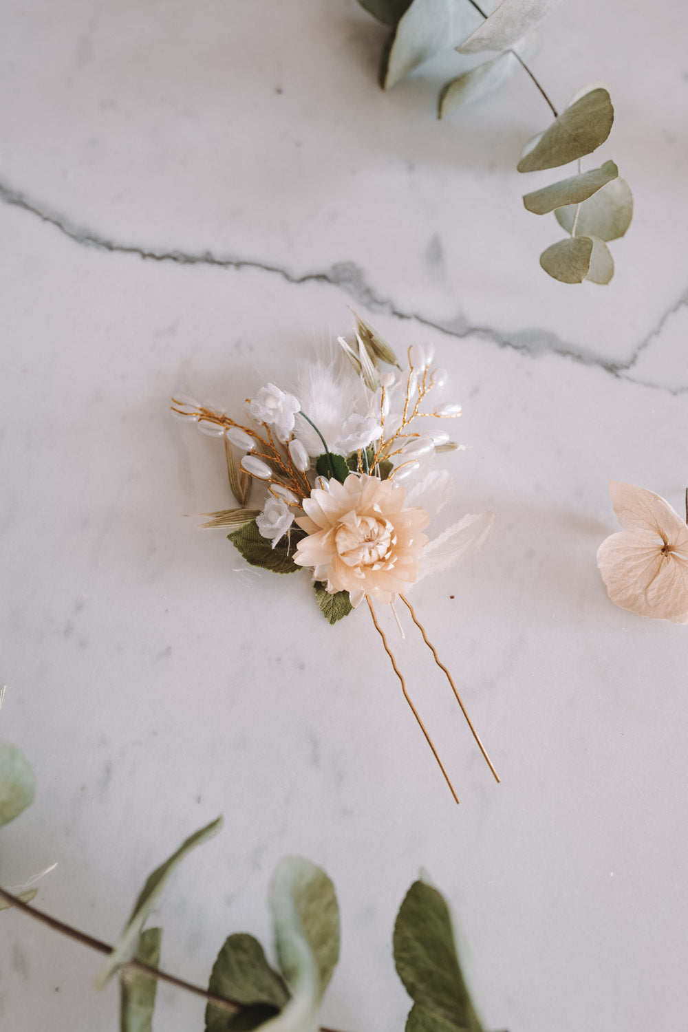 Luna Handmade Flower Needle