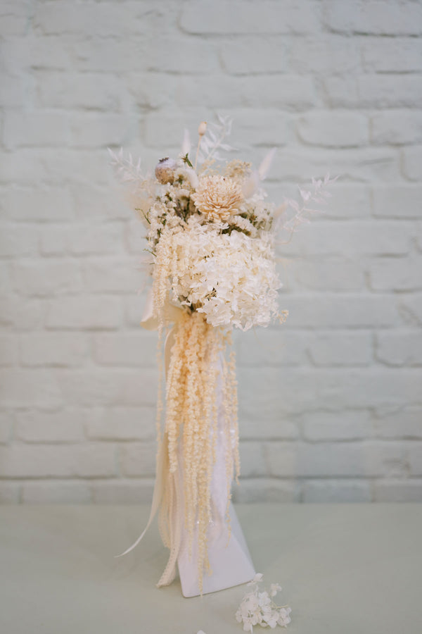 Everlasting Flowers in a Vase Bella