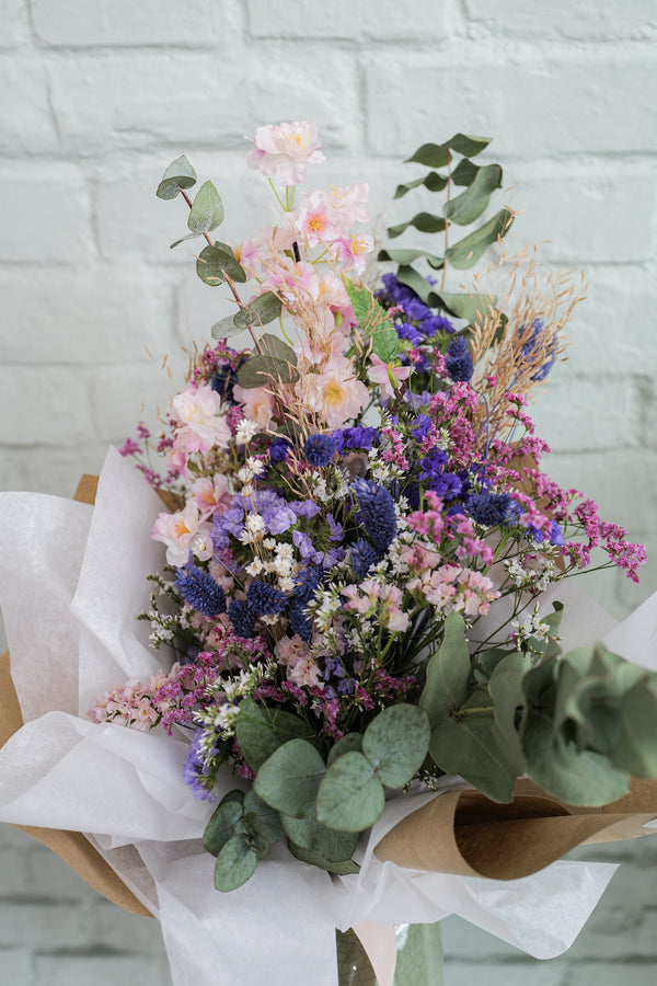 Greta Dried Flower Bouquet