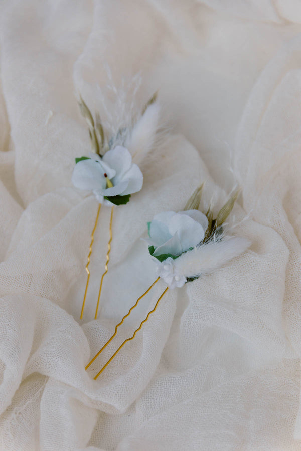 Handmade Flower Needle Teresa
