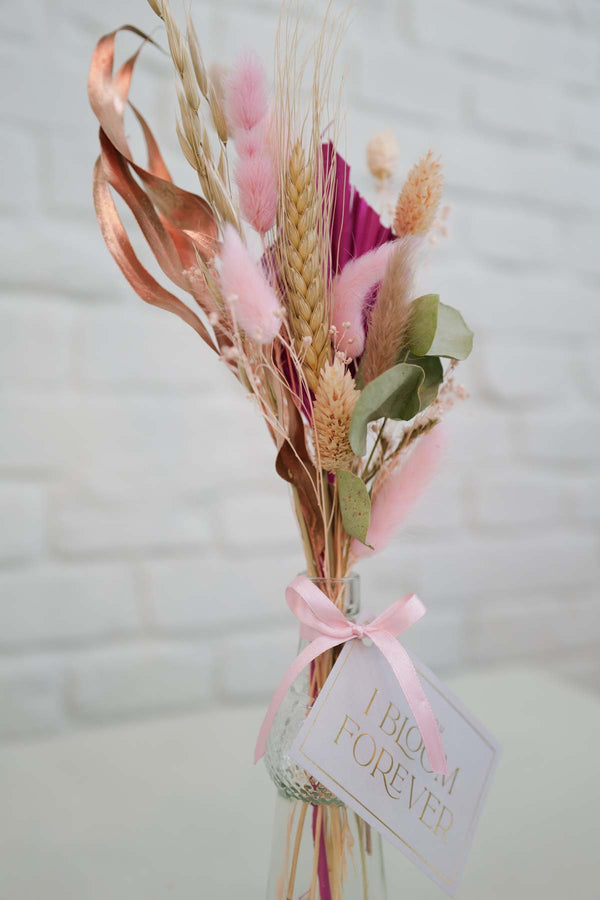 Everlasting Flowers in a Vase Nina