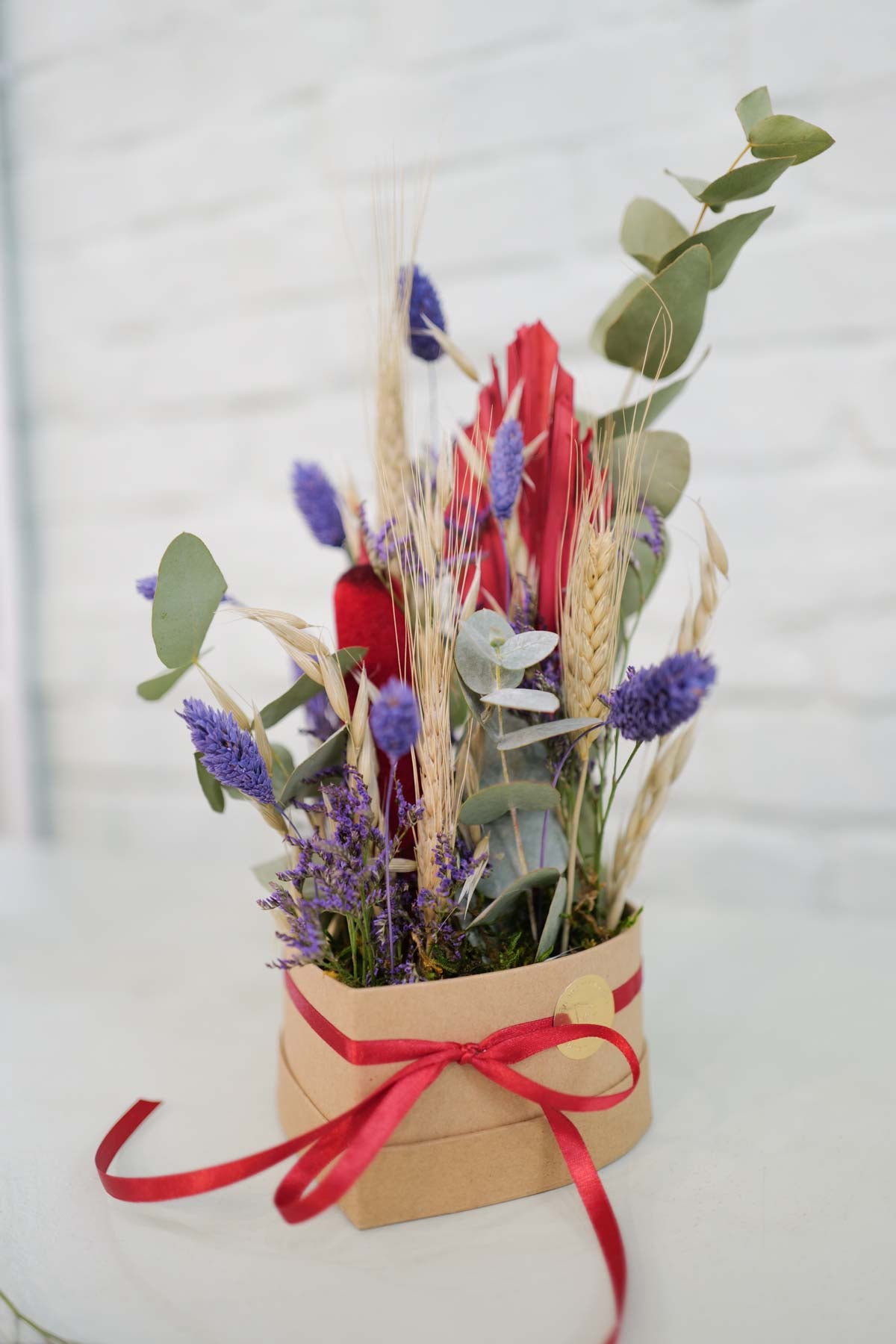 Red Heart Dried Flower Box