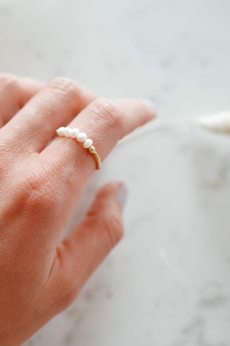 Petite Pearls Ring