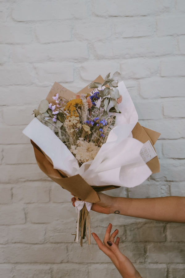 Anja Dried Flower Bouquet