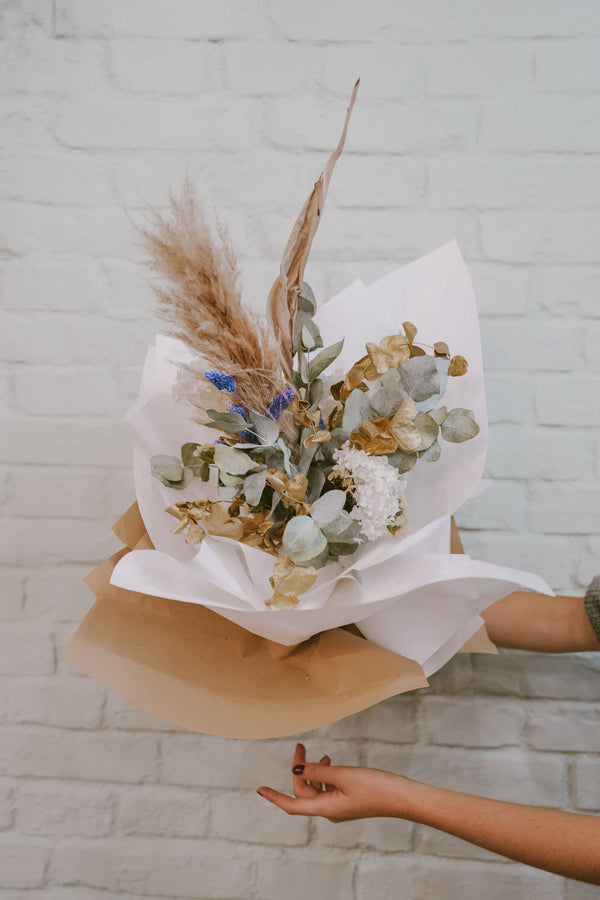 Alena Dried Flower Bouquet