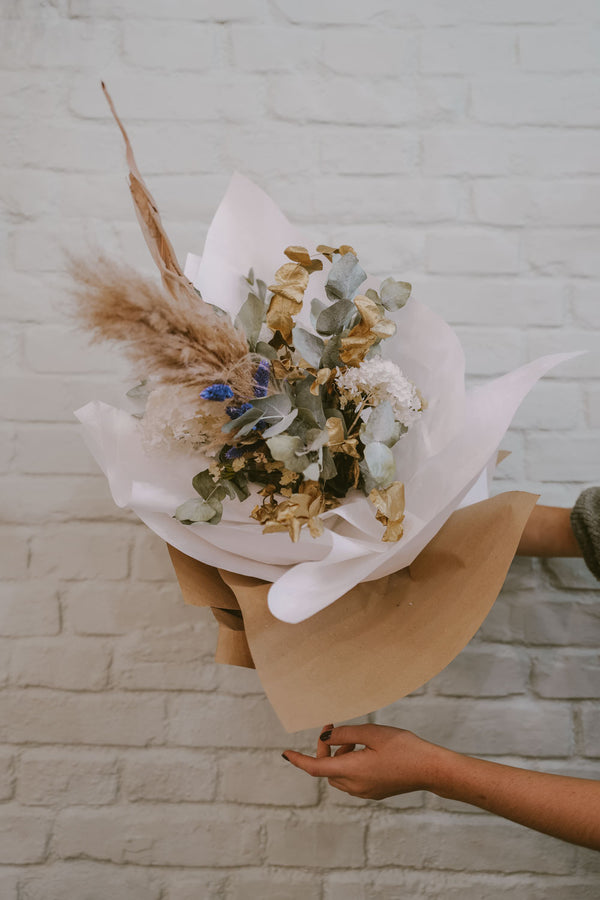 Alena Dried Flower Bouquet