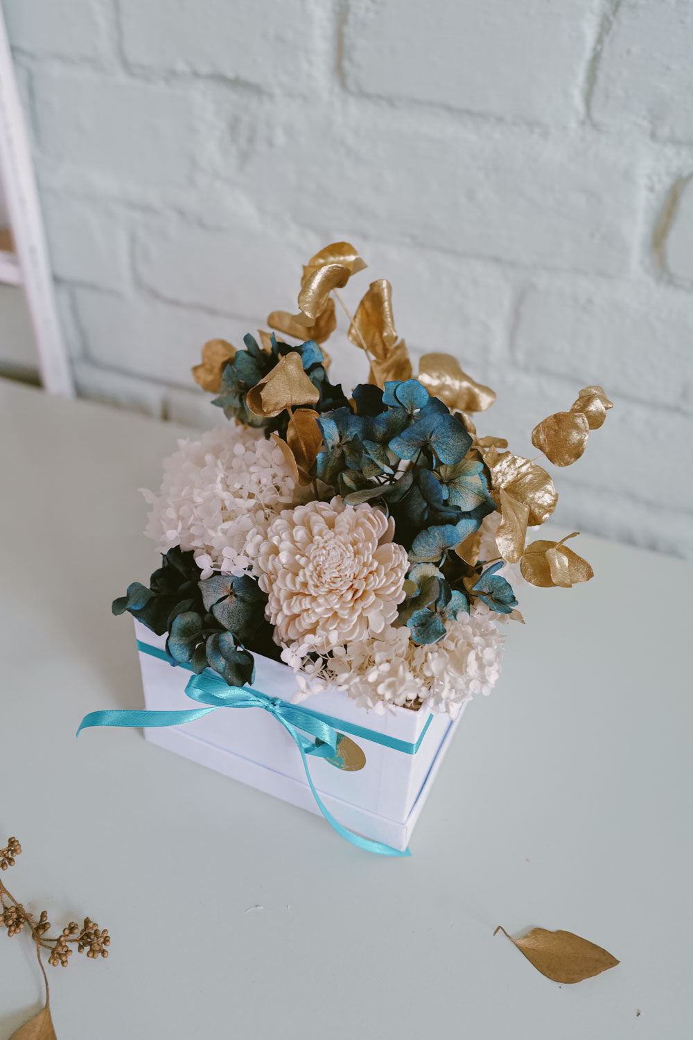 Linda Dried Flower Box