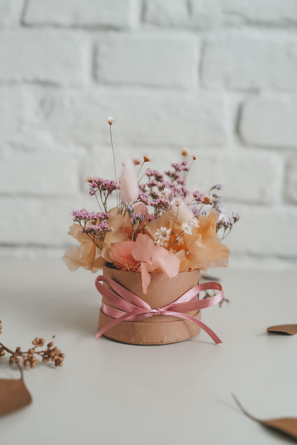 Peachy Moon Dried Flower Box