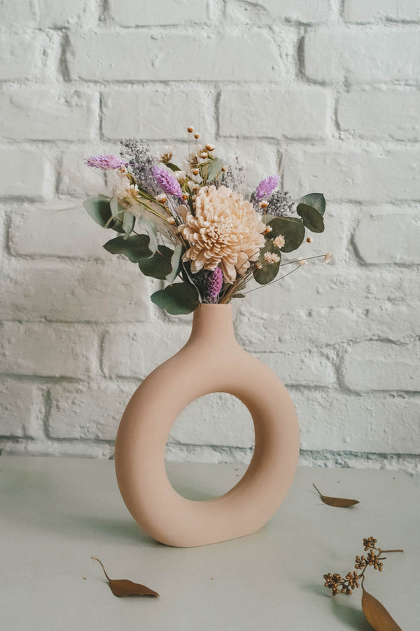 Everlasting Flowers in a Donut Vase Sarah