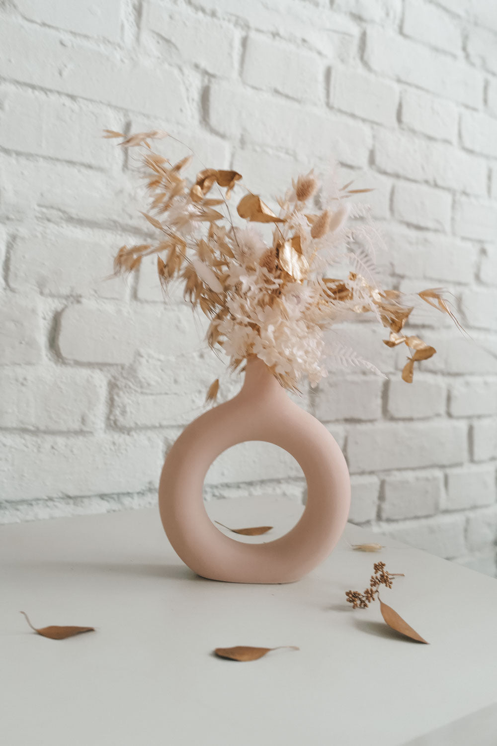 Everlasting Flowers in a Donut Vase Tina