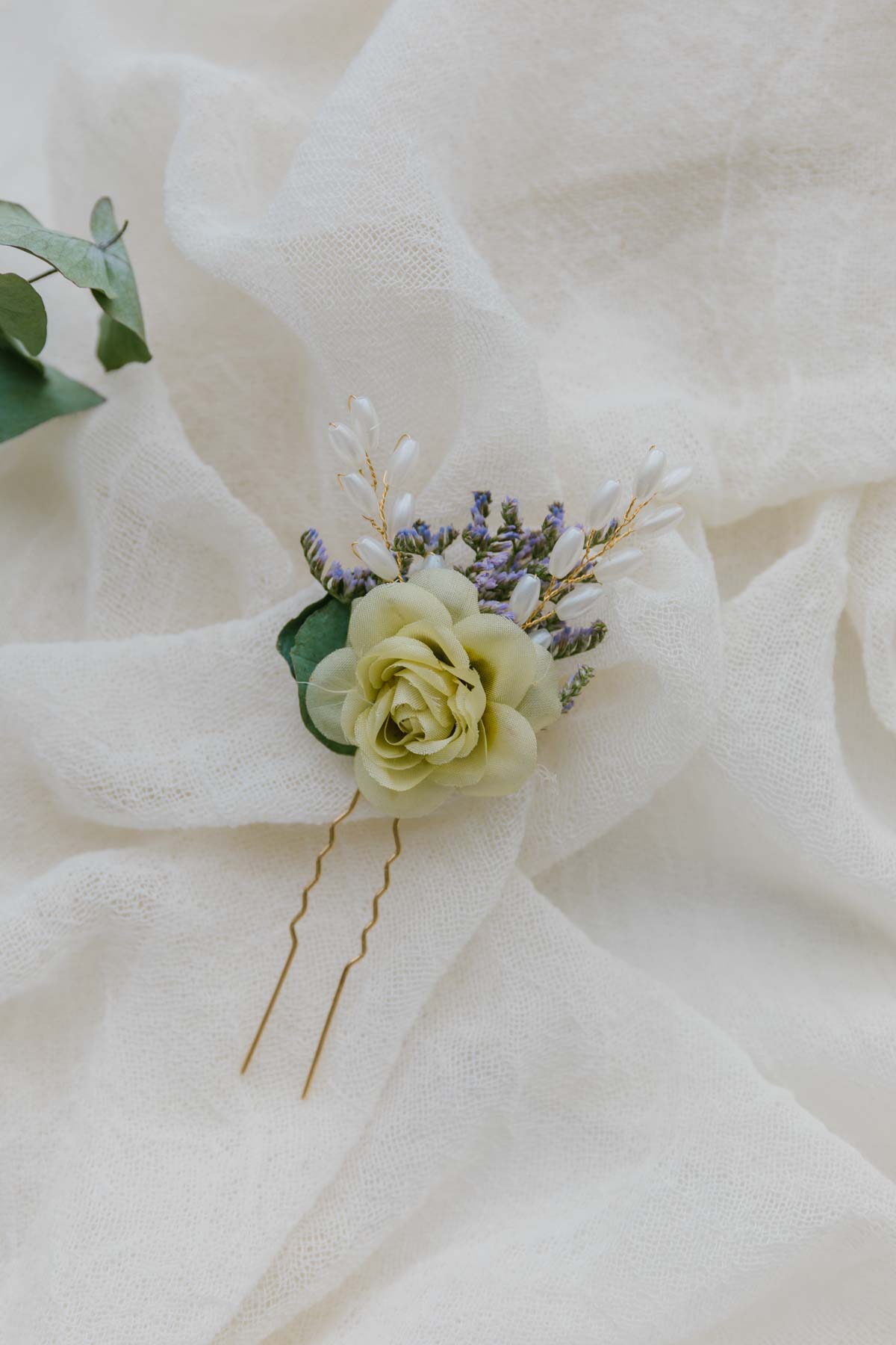 Julia Handmade Flower Needle