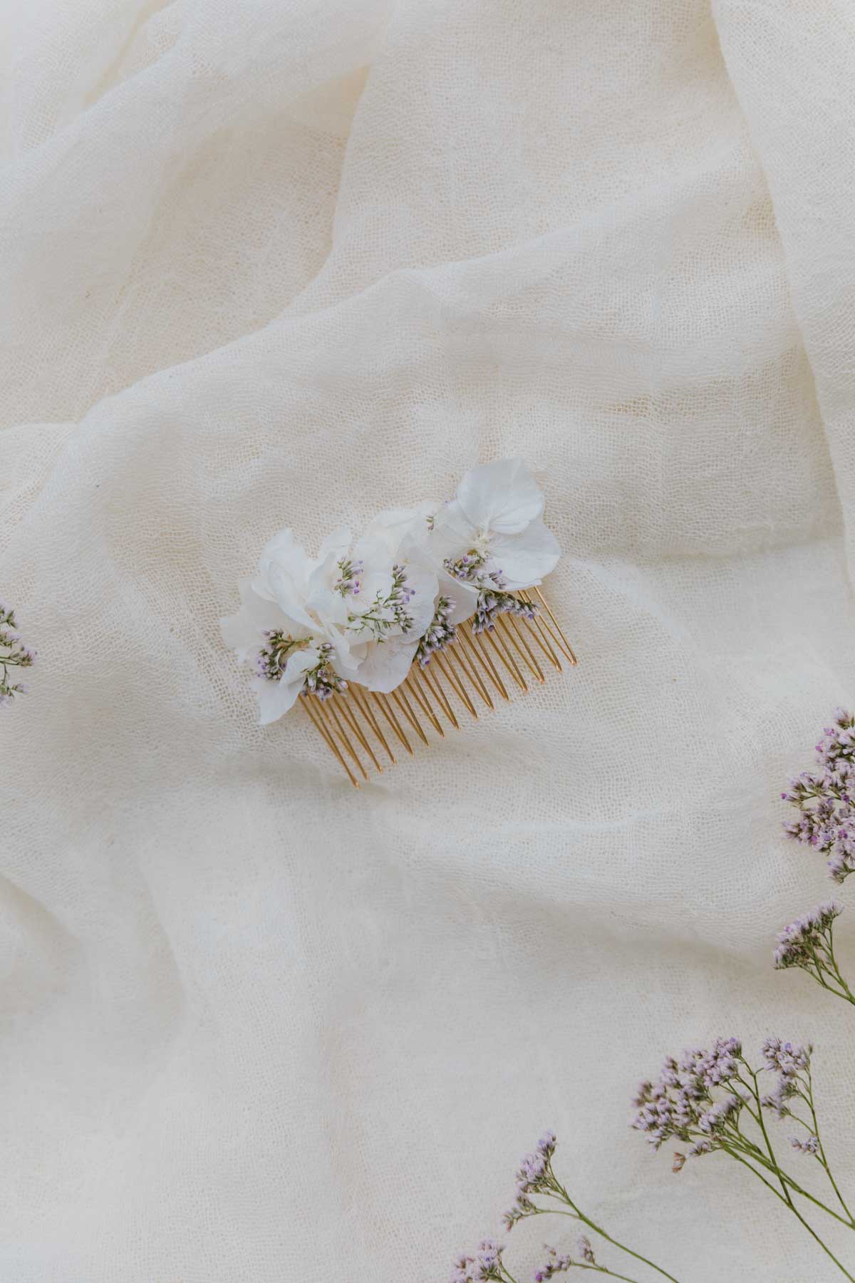 Avva Handmade Flower Hair Comb