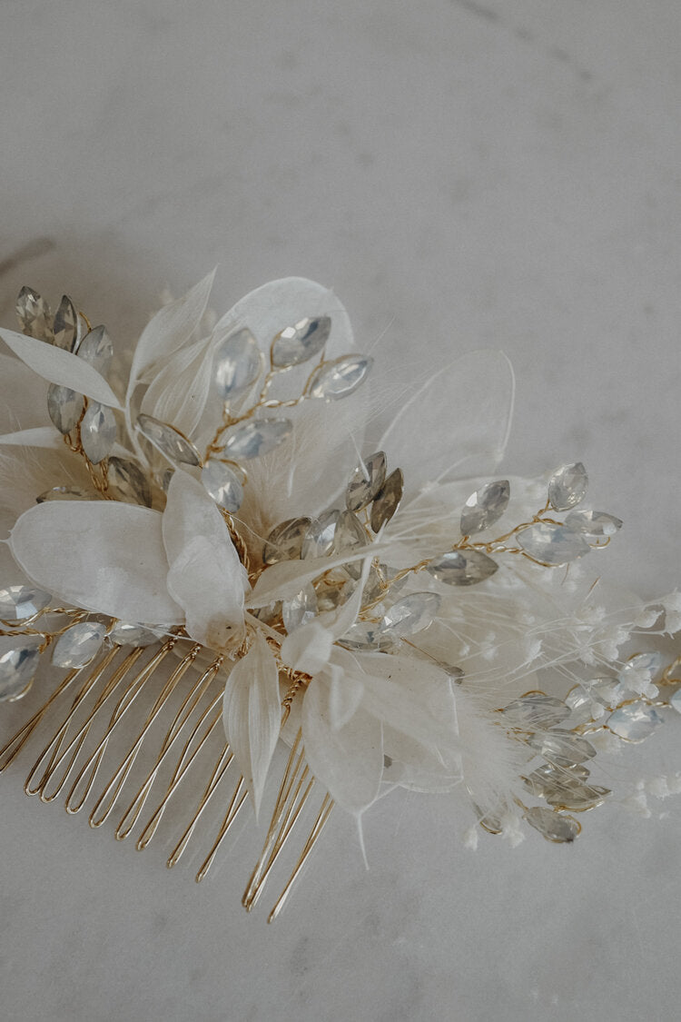 Taylor Handmade Dried Flower Comb