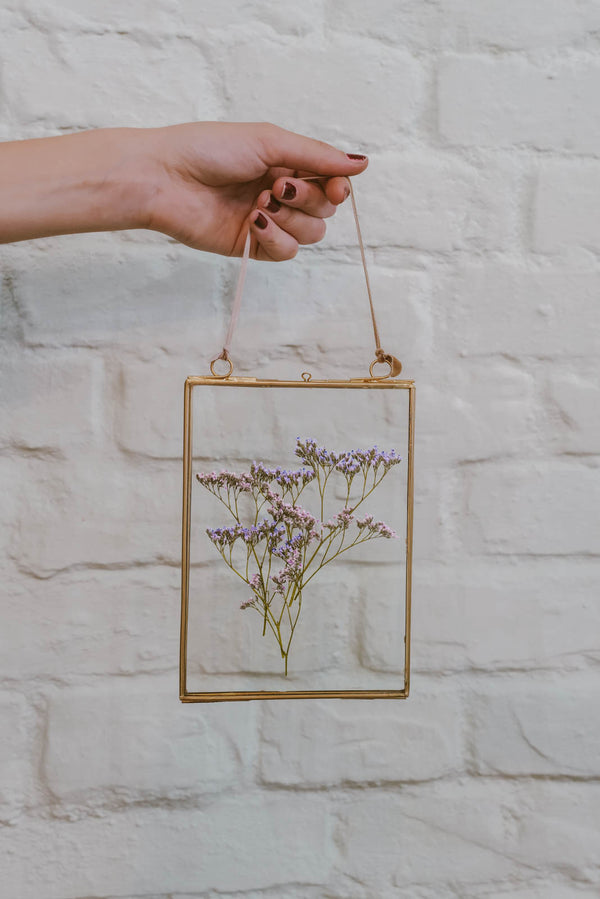 Blooming Frame Gold