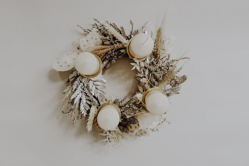 DIY Dried Flower Wreath Snowwhite