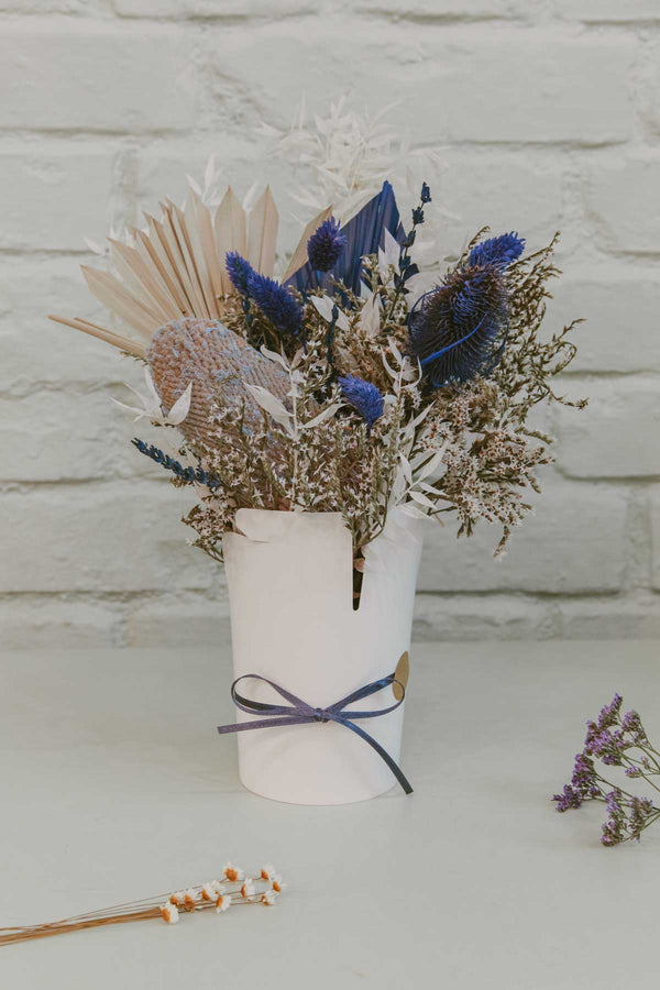 Dried Flower Noodle Box Blue Lagoon