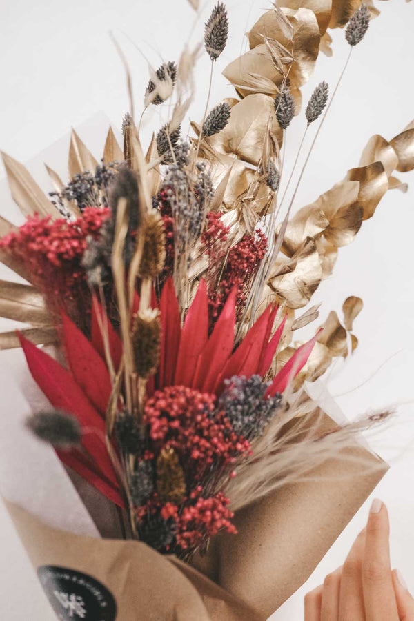 Anni Dried Flower Bouquet