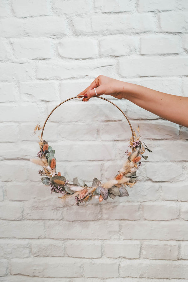 Handmade Dried Flower Hoop Chiara Medium