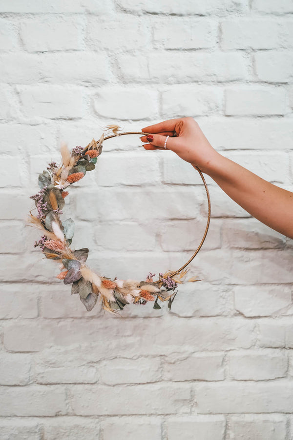 Handmade Dried Flower Hoop Chiara Medium