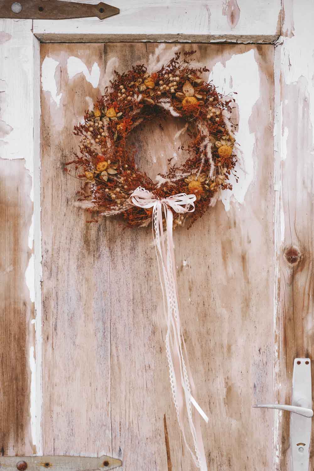 Handmade Dried Flower Wreath Juno - 30cm