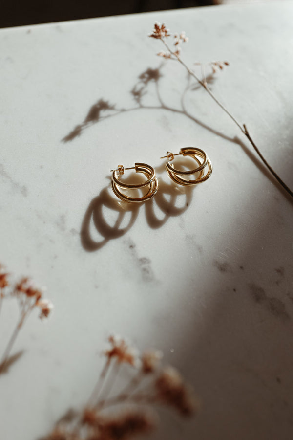 Tiny Clara 18k Gold Earrings