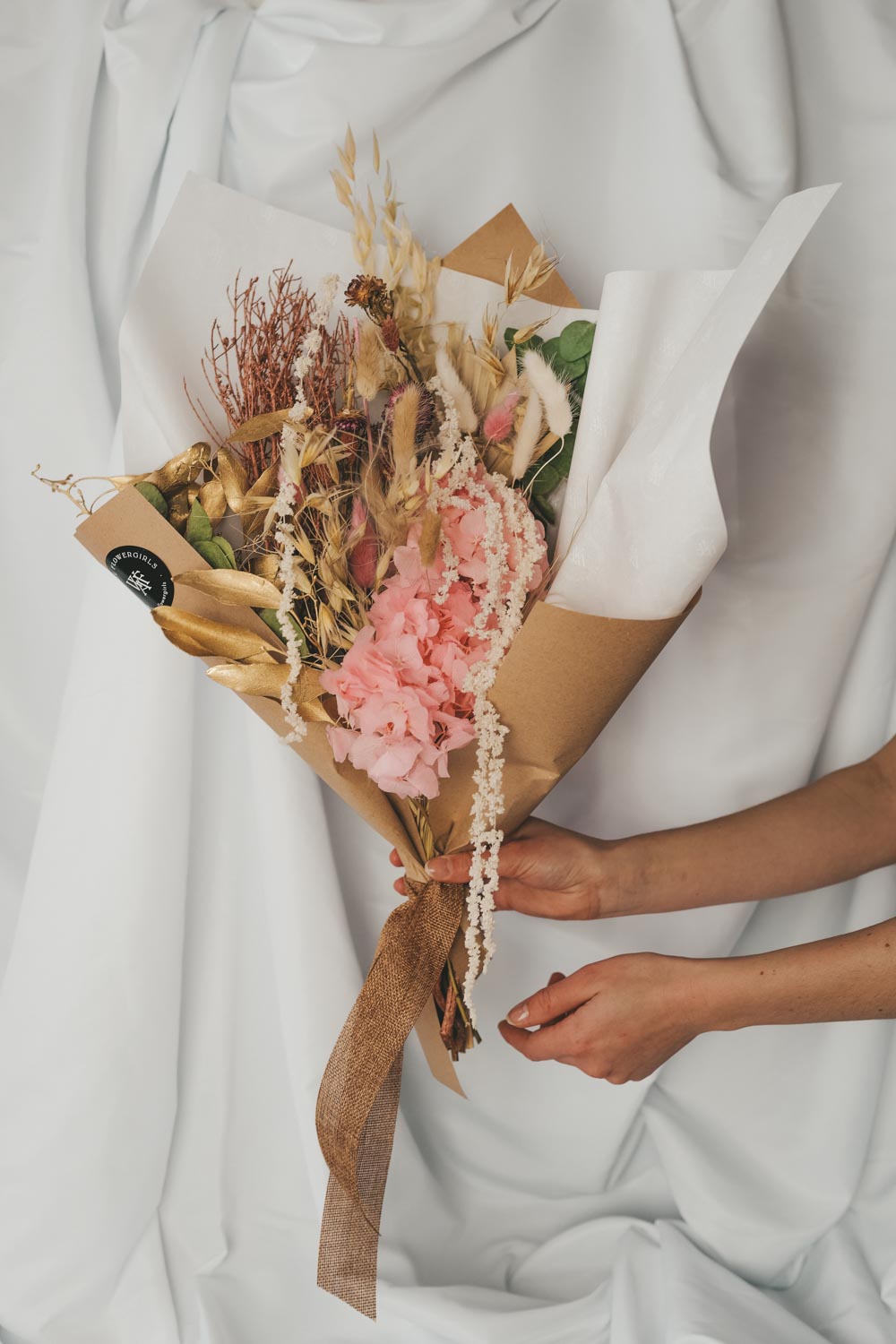 Bouquet of preserved and everlasting Hydrangea Candy Cotton
