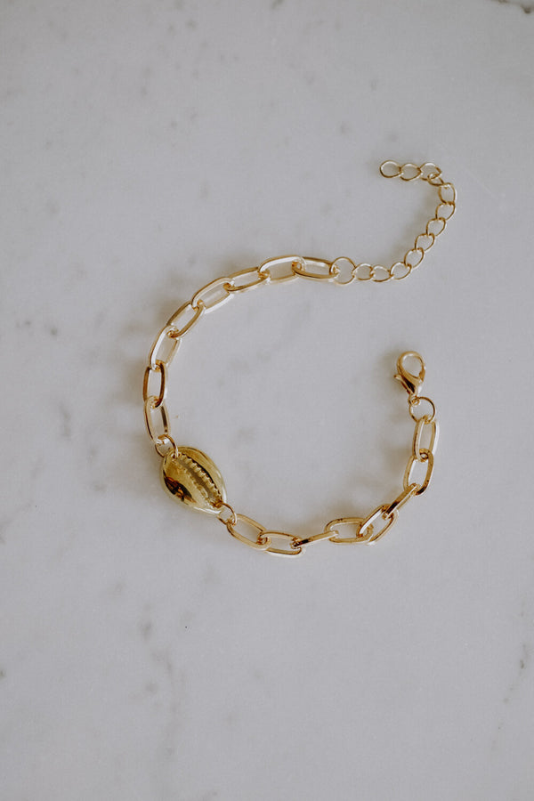 Golden Shell Bracelet