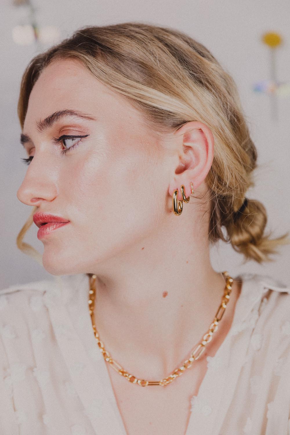 Tiny Chloe 18k Gold Earrings