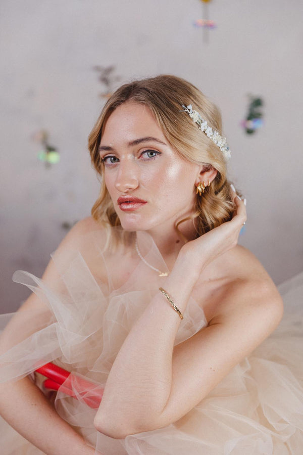 Daisy Handmade Pearls Headpiece